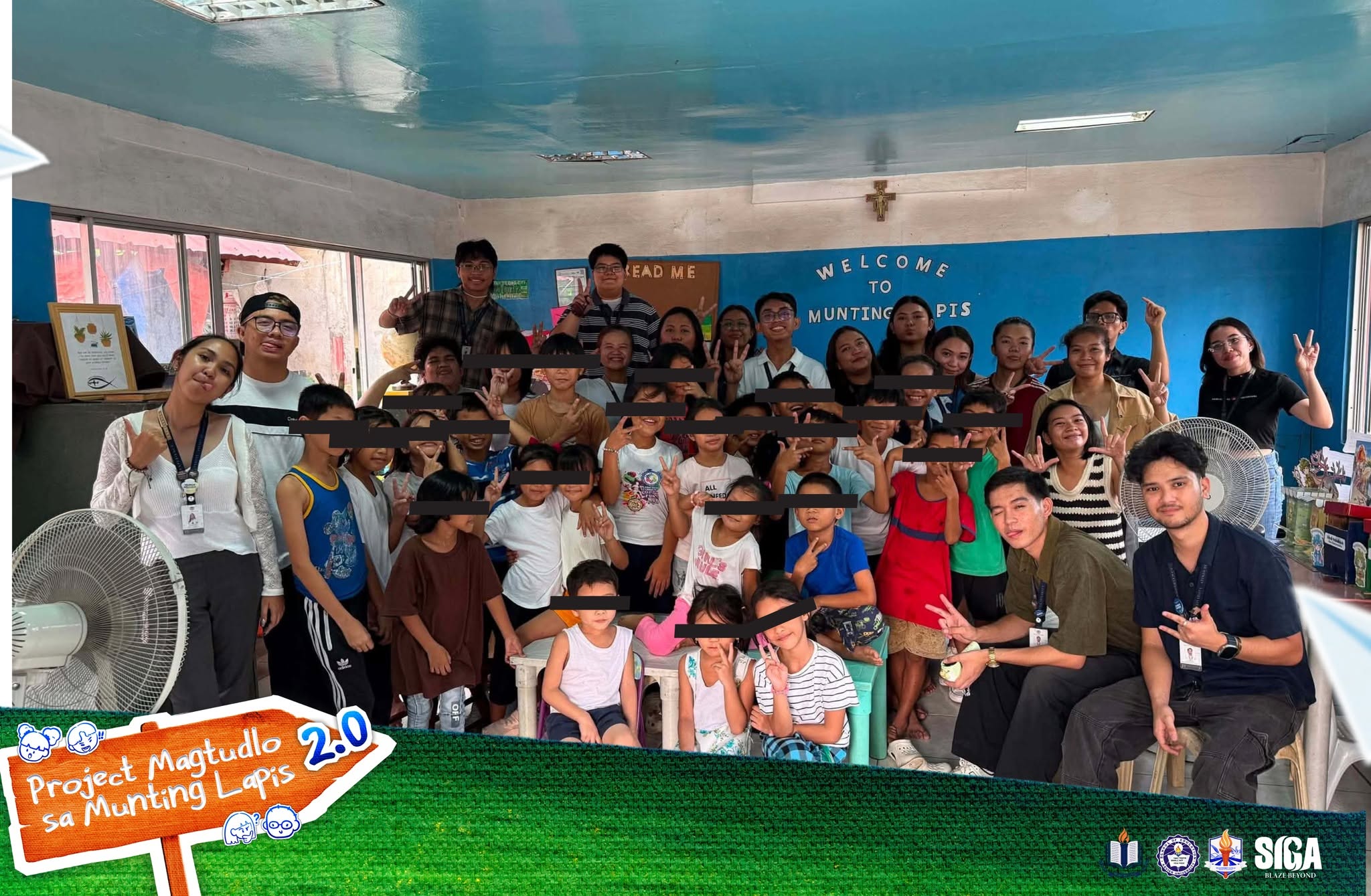 Munting Lapis children and Xavier University volunteers